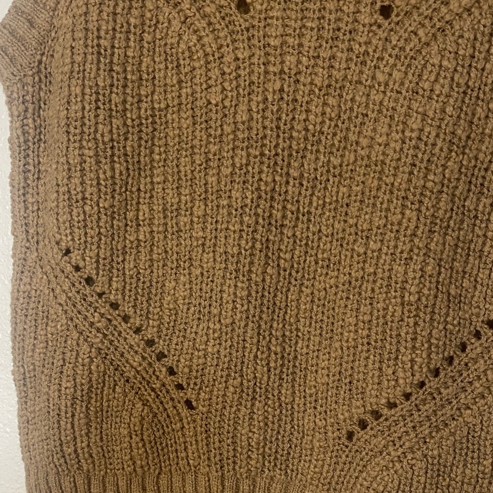 Design History Tan Sleeveless Knit Sweater - Picture 6 of 11